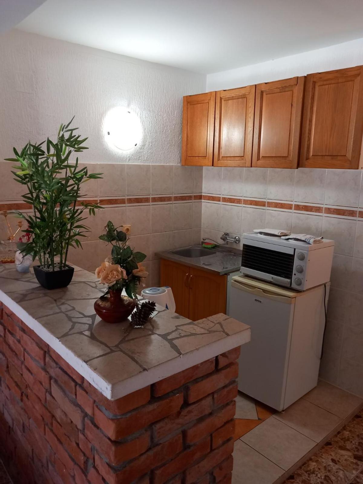 White Hills Apartments Μπούντβα Εξωτερικό φωτογραφία