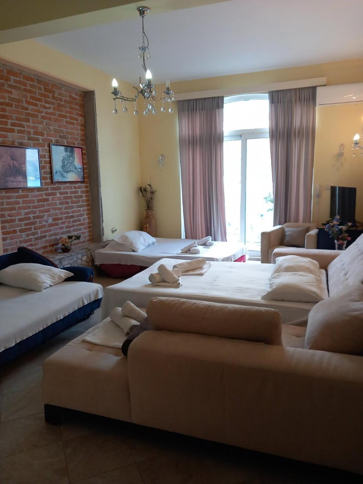 White Hills Apartments Μπούντβα Εξωτερικό φωτογραφία
